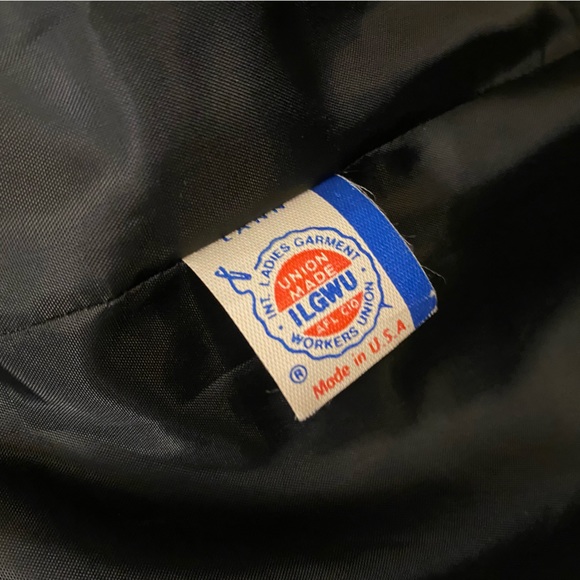 Vintage Adolph Schuman for Lilli Ann ultra suede jacket and skirt suit - Picture 9 of 9